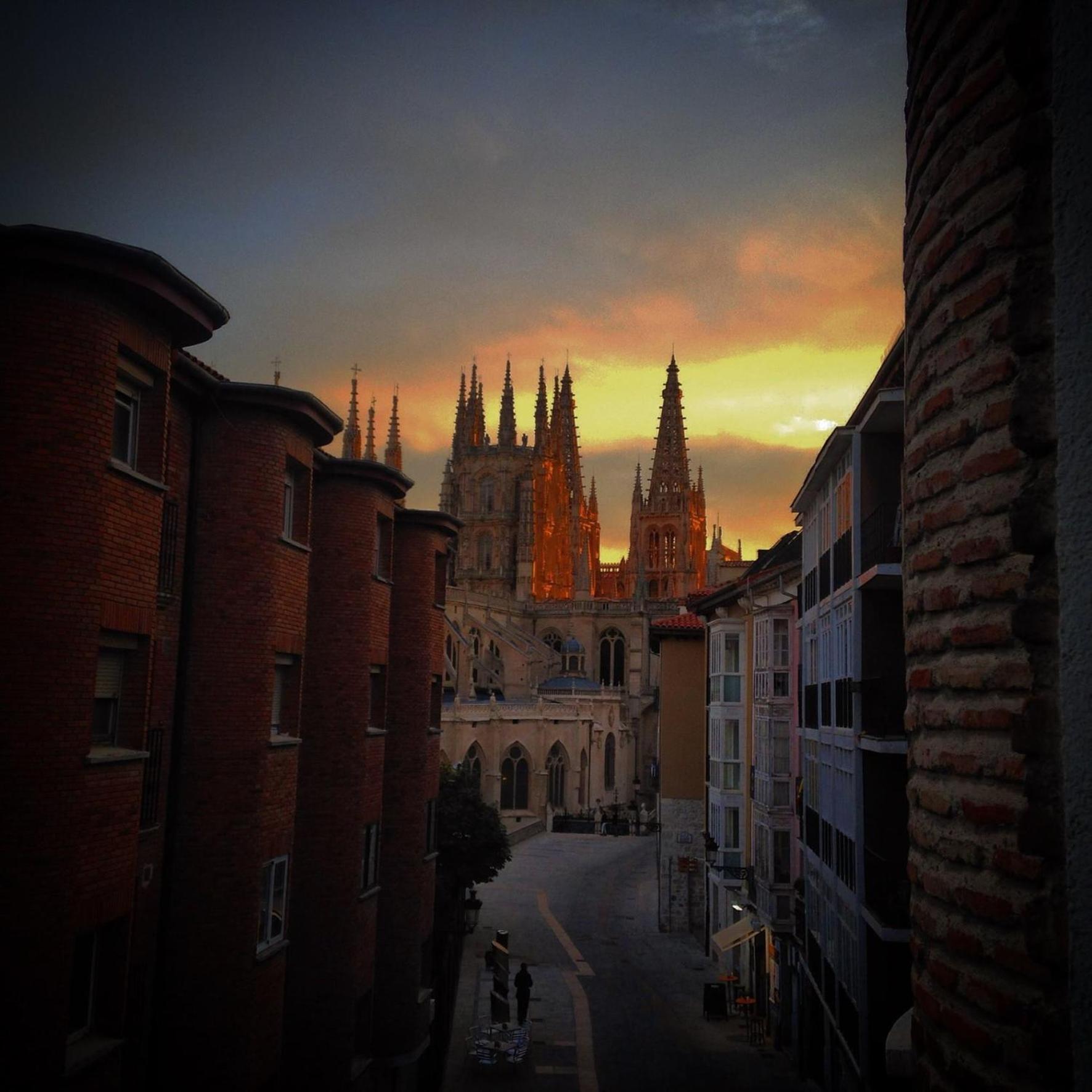 Appartamento Vivienda En Perfecta Ubicacion Al Lado De La Catedral De Burgos Atuaire Esterno foto